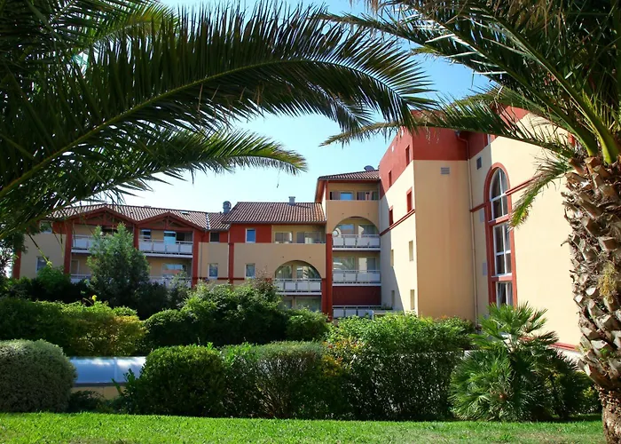 Les Demeures De Borda Aparthotel 4*