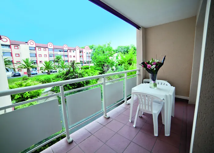 Aparthotel Les Demeures De Borda Dax